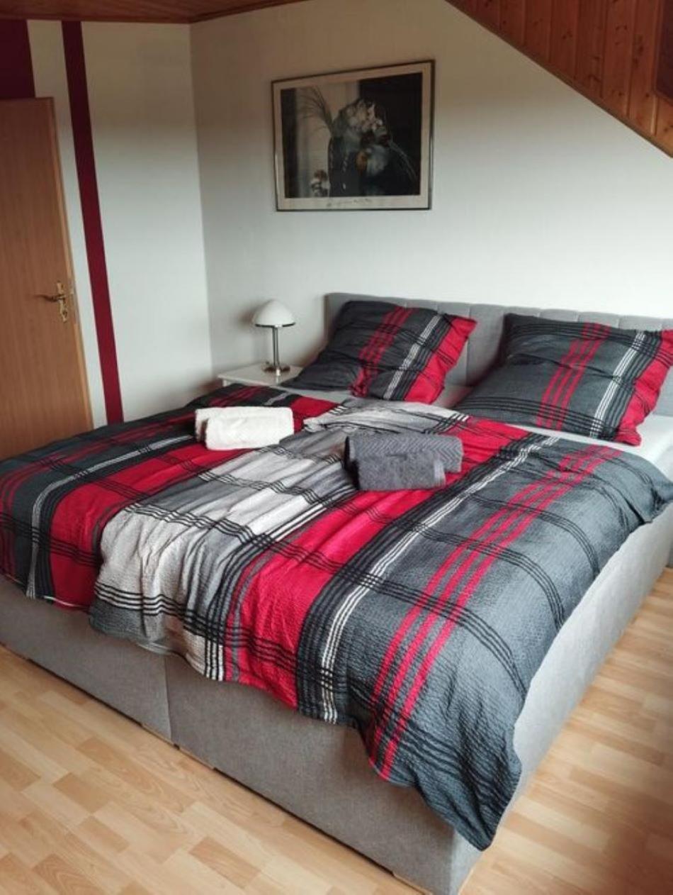 Ferienwohnung Zur Schoenen Aussicht Buchen  Εξωτερικό φωτογραφία